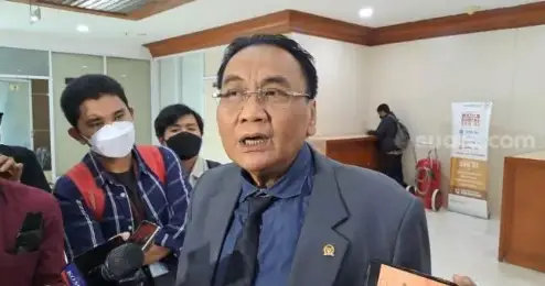 PDIP Sudah Tahu Skenario MK Muluskan Jalan Gibran Rakabuming Jadi Cawapres