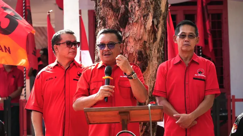 Maurits Mantiri Serukan Kader Banteng Bitung Tak Jadi Penyebar Hoax di Pemilu 2024