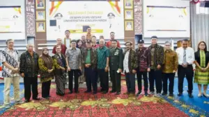 Dihadapan Dewan Guru Besar UGM Wali Kota Andrei Angouw Sampaikan PDRB Manado Tertinggi di Sulut