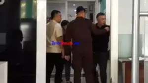 Eks Kadinsos Manado Sammy Kaawoan Menyerahkan Diri