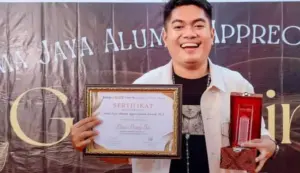 Youtuber Jebolan UNIKA Atma Jaya Raih Penghargaan “The Most Inspirasional Awards 2023”