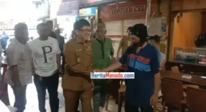 Disambut Meriah, Andrei Angouw Nikmati Kopi Susu di Jalan Roda Manado