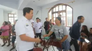 Pemprov Sulut Hadir di Tengah Rakyat, Steven Kandouw Pantau Gerakan Pangan Murah di Mitra