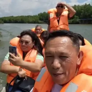 Ini Keseruan Disbudpar Minahasa Saat Studi Tiru Wisata Mangrove di Balikpapan