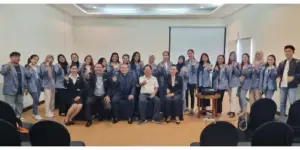 Jhonny Lieke Dampingi 60 Mahasiswa Unsrat Belajar Langsung di Hotel Sintesa Peninsula