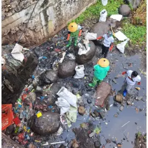 Kebersihan Sungai Patut Dijaga, BRI RO Manado Turun Langsung di Karombasan