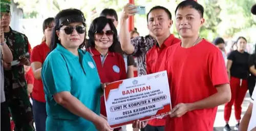 Rita Dondokambey Ajak Perempuan Aktif di Banyak Aspek Kehidupan