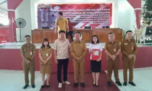 Kado Natal! Bupati Franky Wongkar Serahkan SK PPPK Formasi Tahun 2022