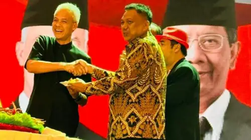 Olly-Steven Disebut Totalitas Melayani, Ganjar-Mahfud Pemimpin Masa Depan