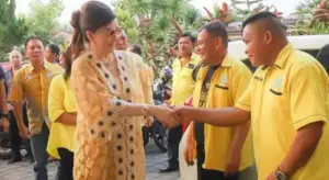 Christiany Eugenia Paruntu di Perayaan Natal Golkar Tomohon: Jadilah Berkat Bagi Semua Orang