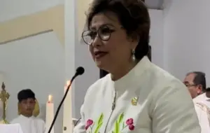 Maya Rumantir Nyanyikan Empat Lagu Ini di Malam Natal