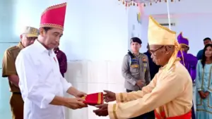 Tiba di Talaud, Presiden Jokowi Resmi Sandang Gelar Marambe Ambaralla Palunglaa Porodisa