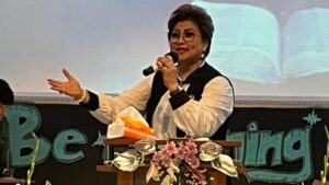 Ibadah Natal GPdI Tomohon, Senator Maya Rumantir: Sambut Natal dengan Kekudusan