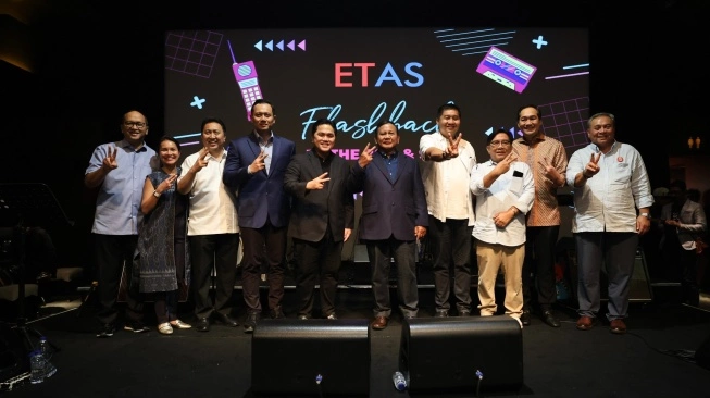 Dihadapan Relawan Erick Tohir Prabowo Tegaskan Butuh Perjuangan Keras Untuk Menjaga Perdamaian