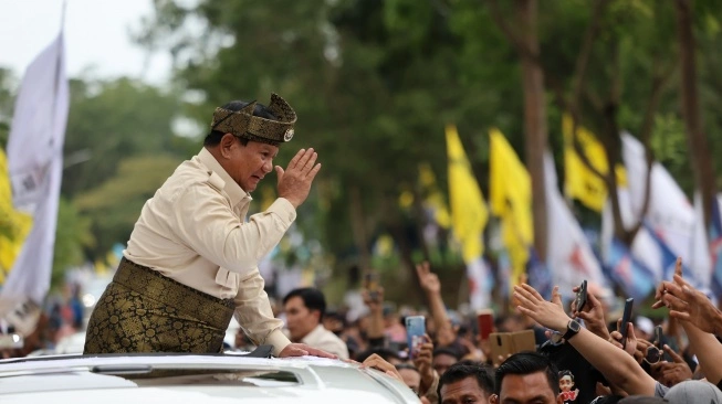 Survei SPIN: Jika Pilpres Lanjut Putaran Kedua, Prabowo-Gibran Diprediksi Tetap Menang
