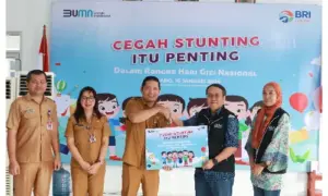 Cegah Stunting, BRI RO Manado Serahkan Bantuan di Puskesmas Ranomuut