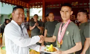 Sederhana, HUT ke-60 Korem 131/Santiago Dirayakan dengan Olahraga dan Potong Tumpeng
