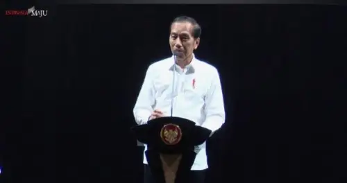 Pengamat: Secara De Facto Jokowi Sudah Keluar dari PDIP