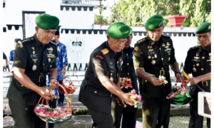 Brigjen TNI Wakhyono Pimpin Ziarah di TMP Kairagi, Wujud Syukur HUT dan Penghargaan