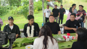 Ini Kesan Geraldi Mantiri Makan Sedaun dengan Alam Ganjar di Tomohon