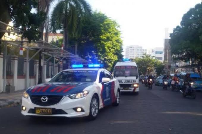 Konvoi Pengantar Jenazah Kerap Arogan dan Meresahkan, Telepon 112 Polisi Bisa Kawal Gratis
