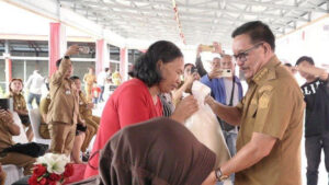 Belasan Ribu KK Terima Bansos Beras, Maurits Mantiri: Jangan Dipolitisir
