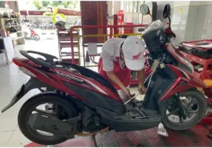 Periksa 7 Bagian Ini dan Pastikan Motor Honda Anda Siap Digunakan di Musim Hujan