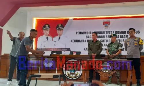 Bupati Franky Wongkar Serahkan 114 Unit Rumah Khusus untuk Korban Bencana Alam di Amurang
