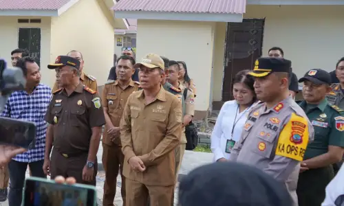 Warga Korban Abrasi Pantai Amurang Senang Dapat Bantuan Rumah dari Franky Wongkar