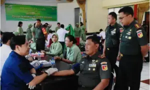 Peringati HUT ke-78 Persit KCK, Brigjen TNI Wakhyono Donorkan Darah