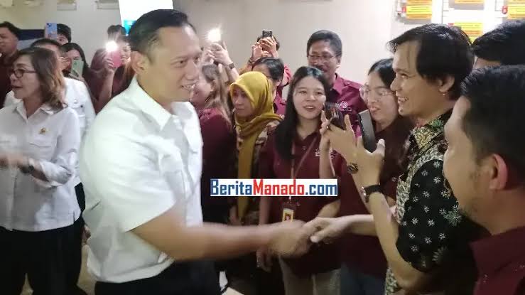 Tugas Perdana di GMIM, AHY Disambut Terpesona Oleh Netizen