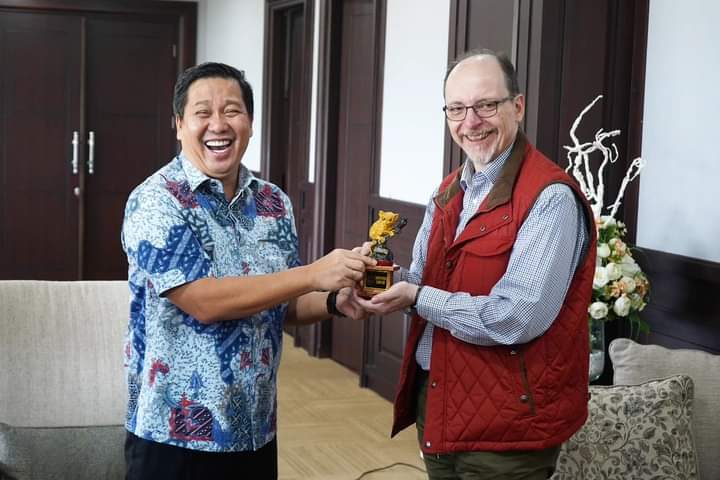 Bertemu Steven Kandouw, Dubes Spanyol Francisco Aguilera Aranda Kagum dengan Potensi Industri Sulut