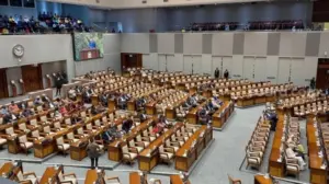 DPR RI Resmi Sahkan UU Desa, Jabatan Kades Jadi 8 Tahun dan Bisa Terpilih Dua Kali