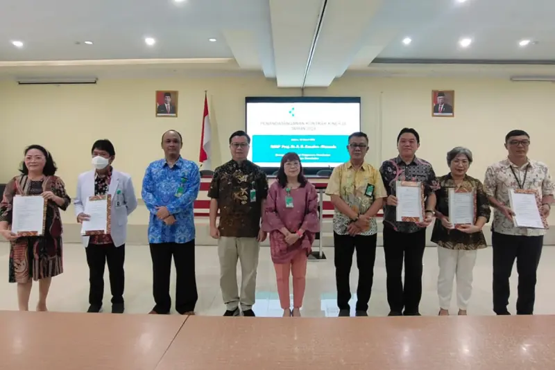 Civitas RSUP Kandou Manado Tandatangani Kontrak Kinerja, Dirut Ivonne Rotty Optimis
