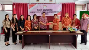 Agutivo Tumundo Tandatangani MoU Dana Hibah untuk DWP Minahasa