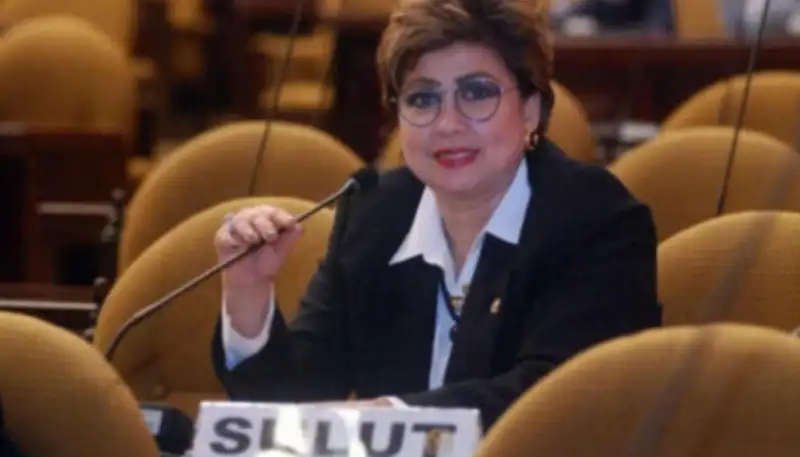 Dua Momentum Hari Besar Keagamaan, Ini Ucapan Senator Maya Rumantir