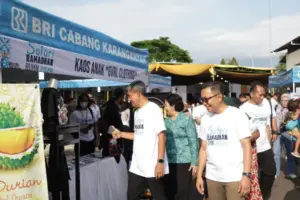 Safari Ramadan di Jateng dan Sulsel, BRI Gelar Pasar Murah 2.000 Paket Sembako