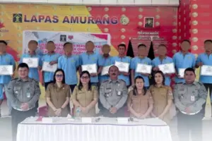 Dua Puluh WBP Lapas Amurang Dilatih Buat Minyak Kelapa