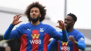Begini Momen Gelandang Premier League saat Bertemu Kakeknya di Indonesia
