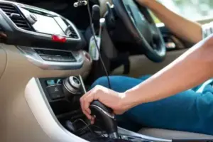 Bersiap Mudik Tapi Mobil Metic Anda Nyentak? Ini Penyebab dan Solusinya