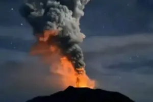 Wow! Viral di Medsos Malaysia Letusan Gunung Ruang Berpotensi Hujan Asam Beracun, Benarkah?