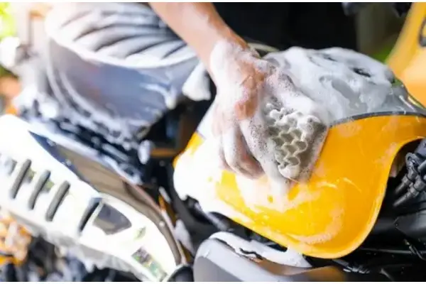 Ini Tips Tinggalkan Sepeda Motor Selama Mudik Lebaran 8 Ini Tips Tinggalkan Sepeda Motor Selama Mudik Lebaran