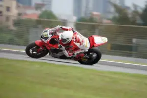 Dengan CBR250RR, Pembalap Astra Honda Kibarkan Merah Putih di ARRC China