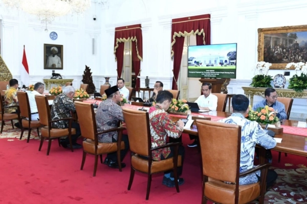 Cek! Ini Instruksi Presiden Joko Widodo untuk Tangani Pengungsi Gunung Ruang