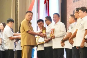 Pemkab Minsel Raih Penghargaan Perencanaan Pembangunan dan Pelayanan Publik
