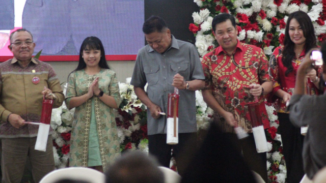 Penyampaian Olly Dondokambey di Puncak Peringatkan Hari Pendidikan Nasional 