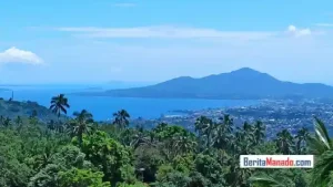 Langit Manado Cerah, Warga Sudah Bisa Gunakan Transportasi Udara