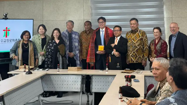 Pimpinan Gereja di Korea Terima Kunjungan Olly Dondokambey bersama PGI
