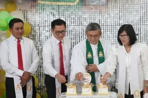 Joune Ganda Berbahagia di HUT ke-111 Jemaat Immanuel Kaima