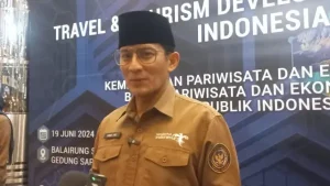 Rupiah Lemah! Sandiaga Uno Minta Warga Cukup Wisata di Dalam Negeri Saja